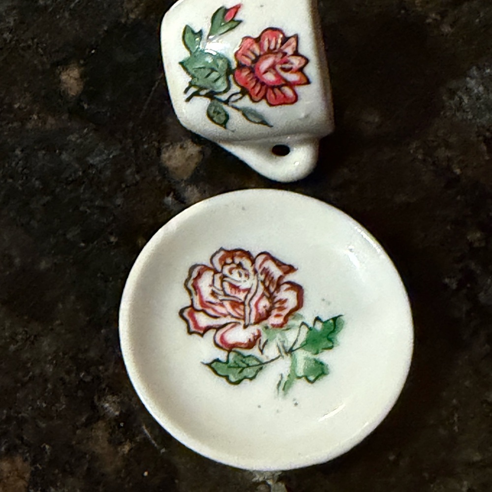 Floral Miniature Teacup and Saucer, Japan, Vintage - Picture 2 of 3